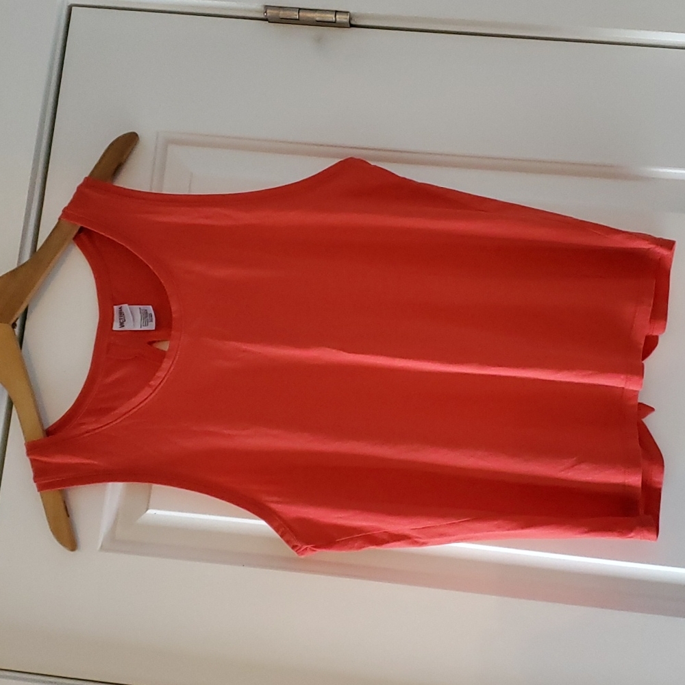 Orange tank top!